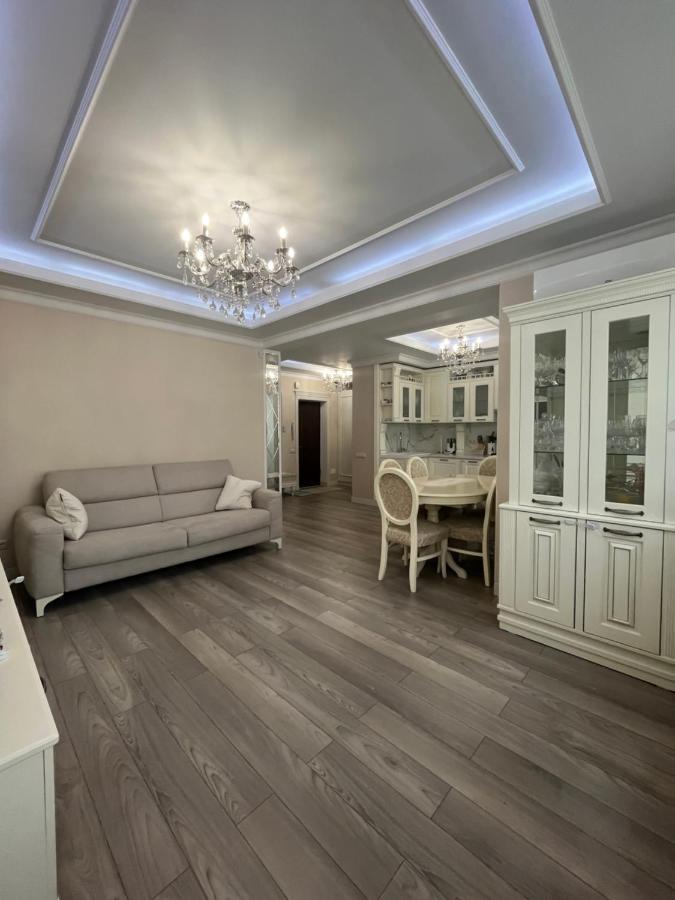 Apartament In The Center Of Kiszyniów Zewnętrze zdjęcie